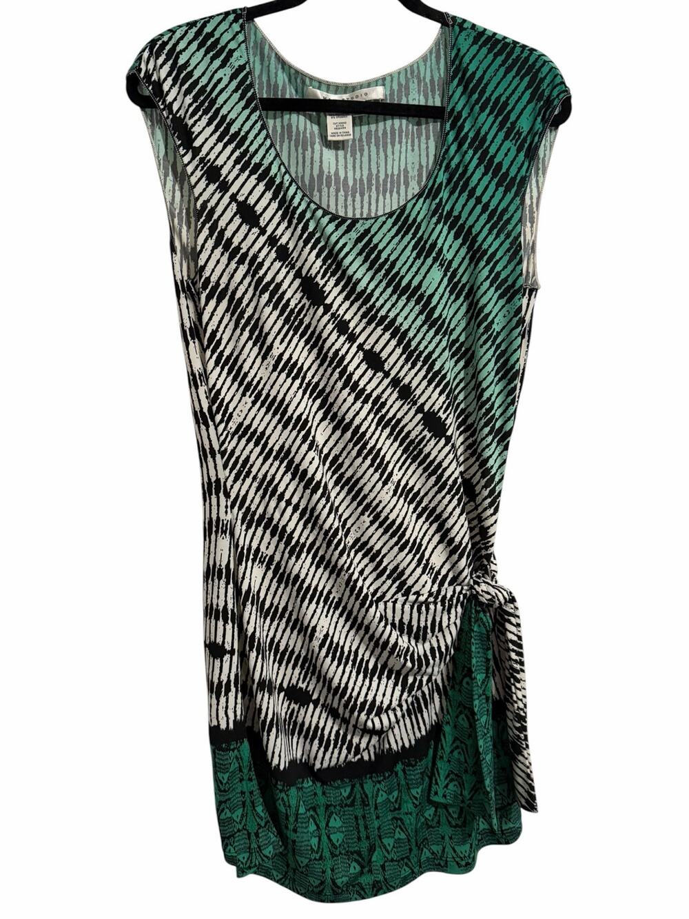 Max Studio Tie Front Tunic Top M Green Black Abstract Print Stretch Blouse